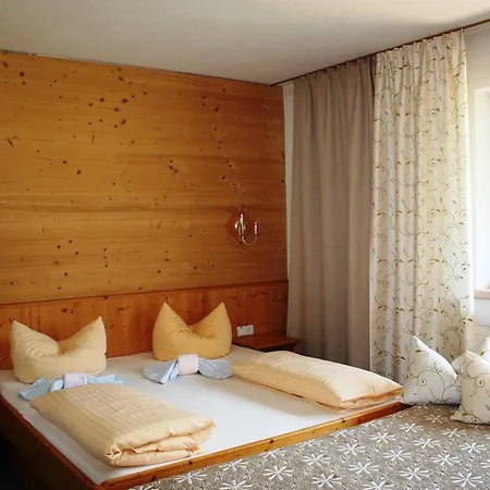 Rosenrot Apartamento Fügen