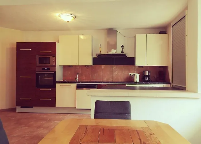 Apartment Landhaus Rosenrot Fuegen