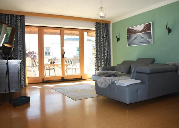 Landhaus Rosenrot * Fuegen