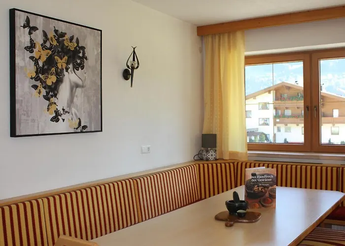 Apartment Landhaus Rosenrot Fuegen